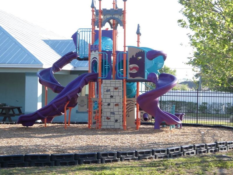 Community amenities in Brookside, Ruskin (Image 37).