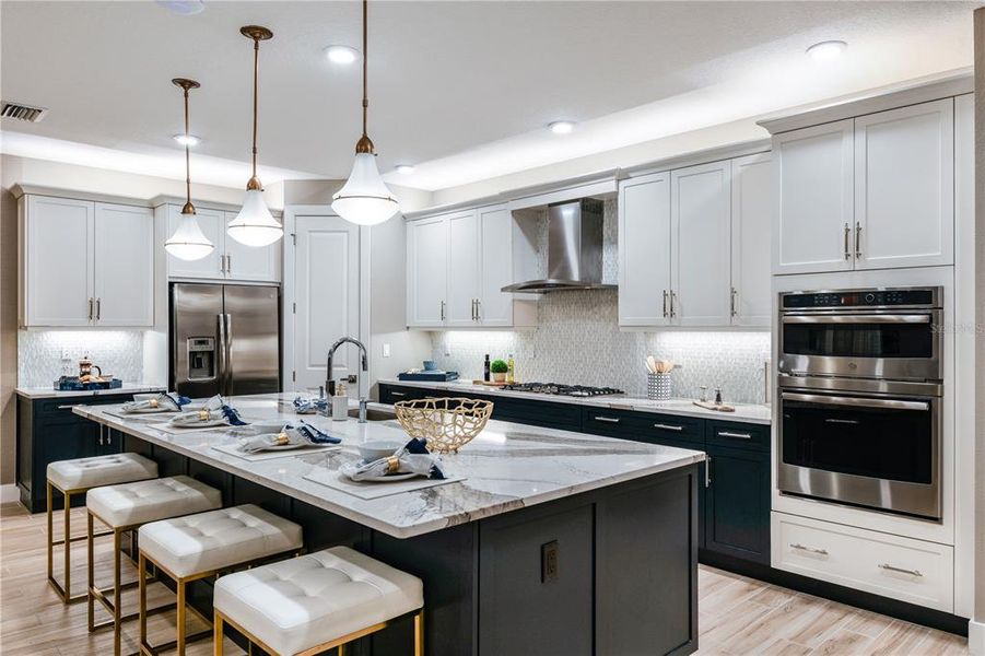 Furnished interior view inside a new home in Cresswind Lakewood Ranch, Lakewood Ranch (Image 12). Furnished interior view inside a new home in Cresswind Lakewood Ranch, Lakewood Ranch (Image 12).