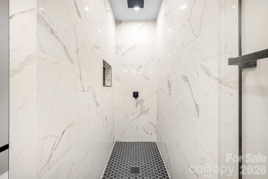 Image 29 of a home in .