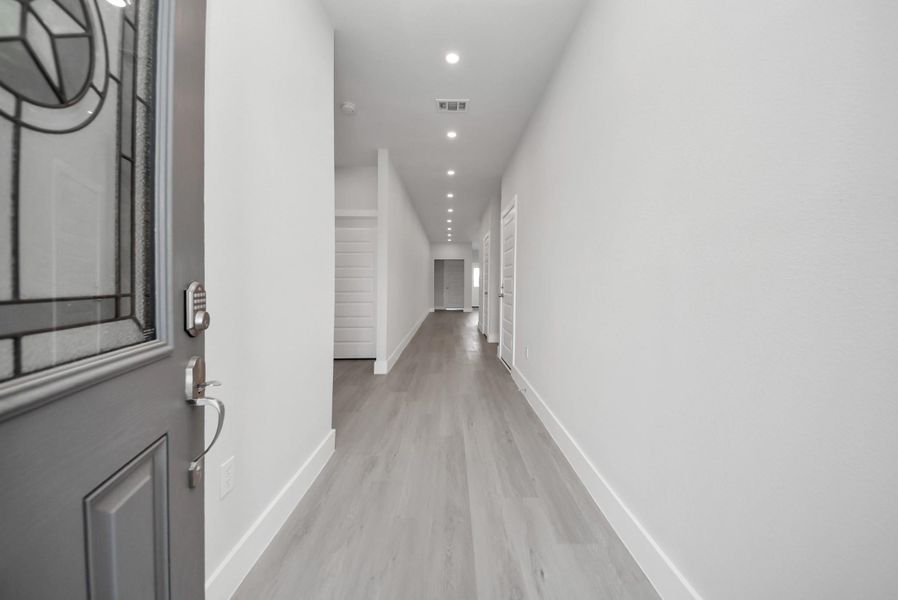 Spacious, unfurnished interior of a new home in , Cleveland (Image 21).