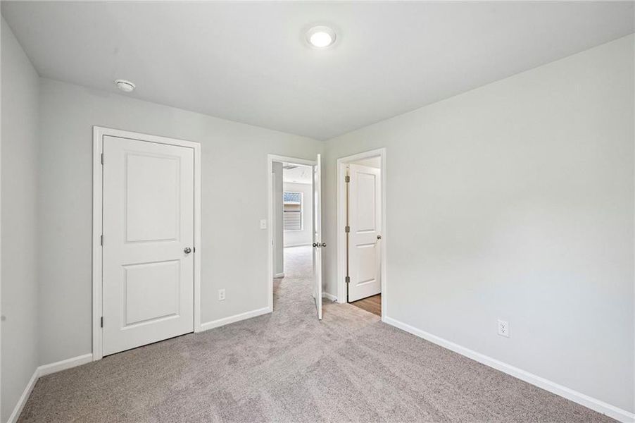 Spacious, unfurnished interior of a new home in Neely Farm, Covington (Image 22).