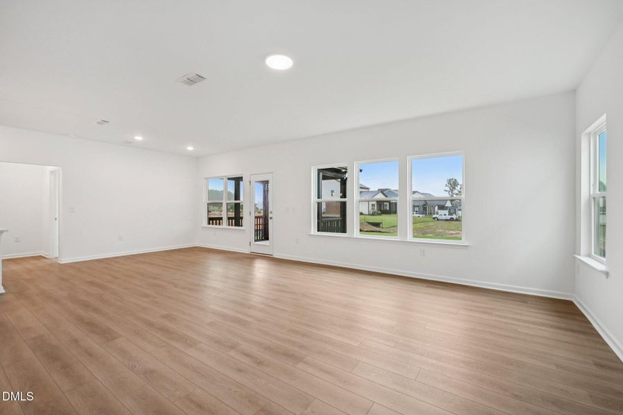 6-web-or-mls-Moonflower Ln-S0808-006