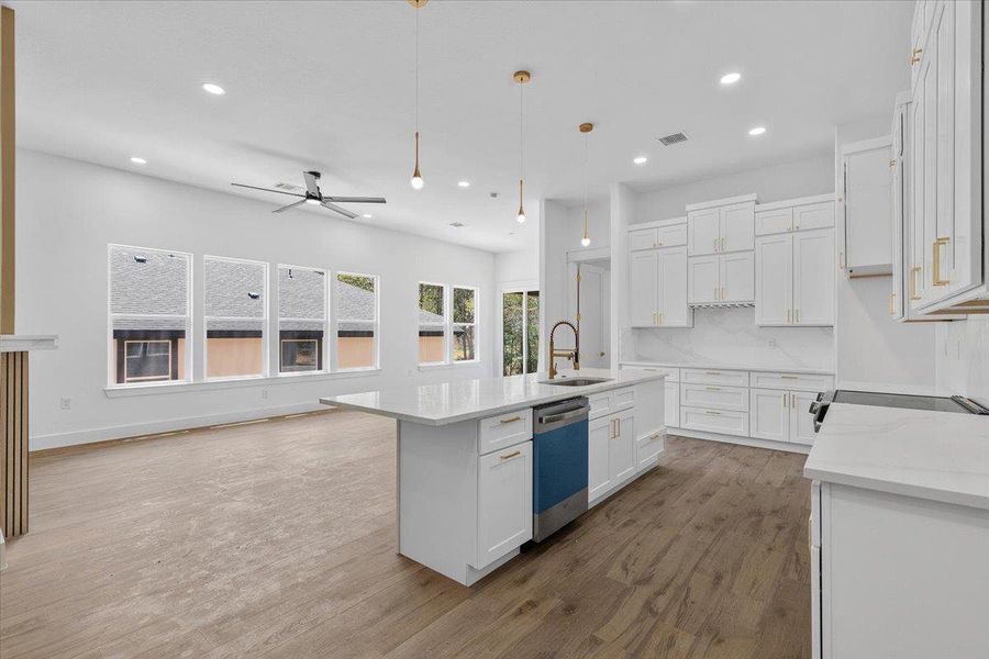 Furnished interior view inside a new home in , Bastrop (Image 5).