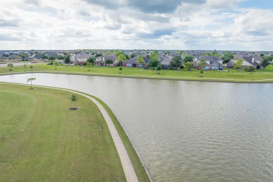 Image 24 of a home in Canterra Creek: Richmond Collection.