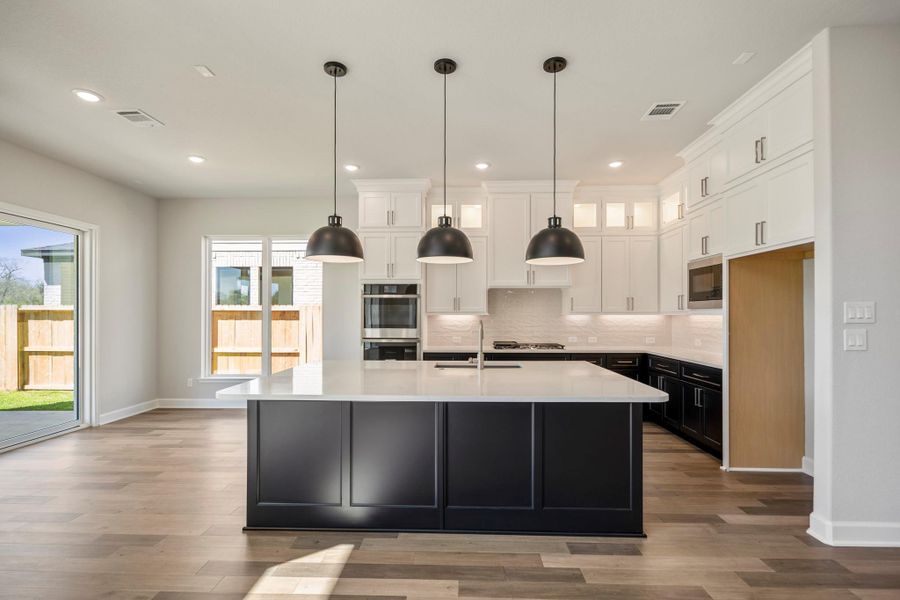 Furnished interior view inside a new home in Sienna 70′ Lots, Missouri City (Image 8).