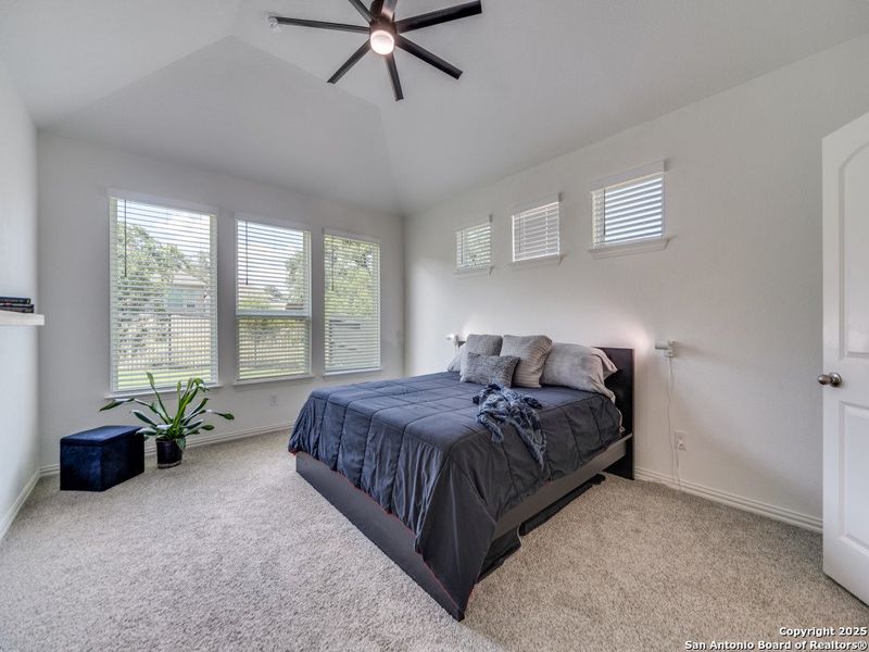 Furnished interior view inside a new home in Regent Park, Boerne (Image 7).