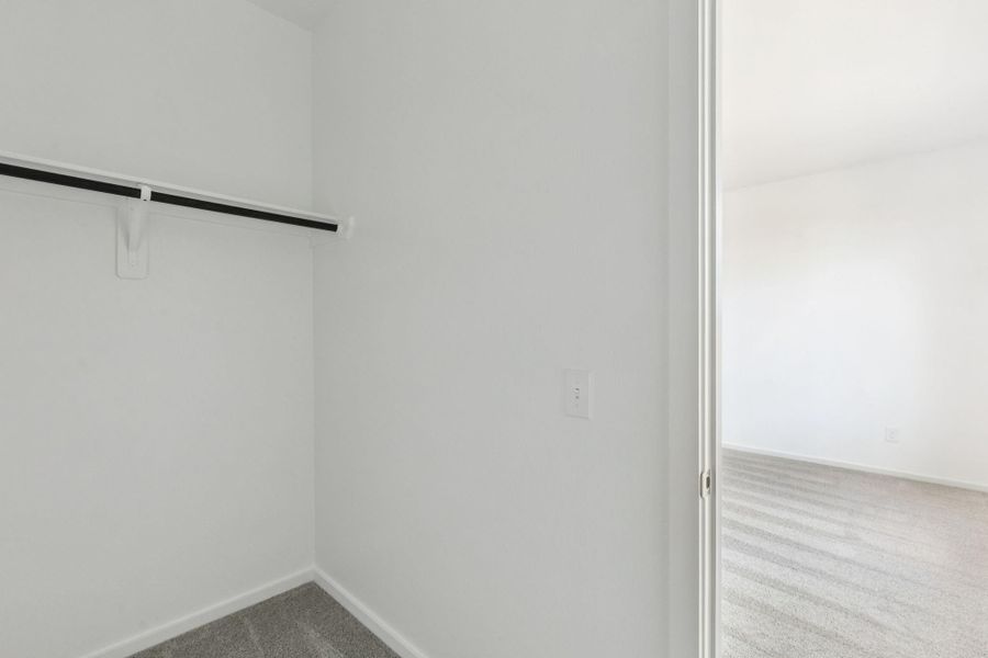 Spacious, unfurnished interior of a new home in River Ranch, Dayton (Image 26).