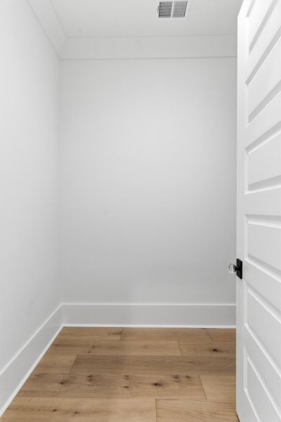 Spacious, unfurnished interior of a new home in , Mount Pleasant (Image 21).