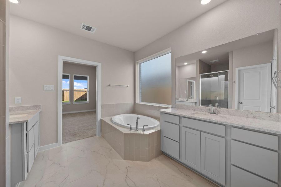 Furnished interior view inside a new home in Elyson 45' & 70', Katy (Image 8).