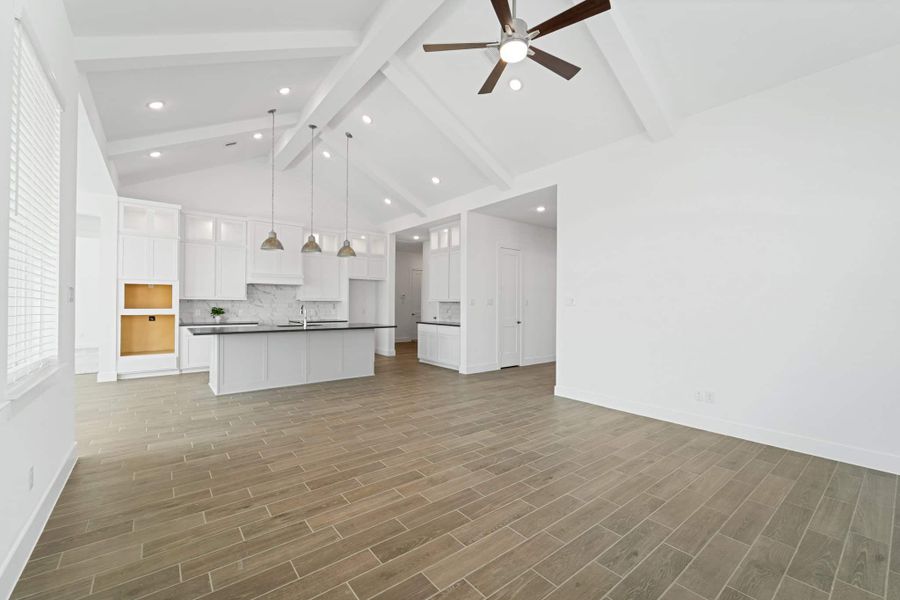 Spacious, unfurnished interior of a new home in Brookewater, Rosenberg (Image 20). Spacious, unfurnished interior of a new home in Brookewater, Rosenberg (Image 20).