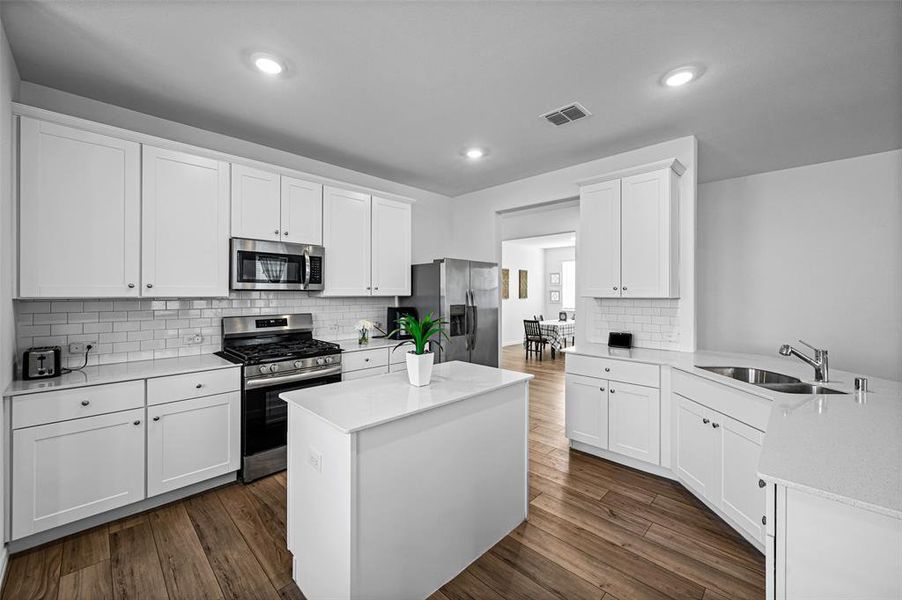 Furnished interior view inside a new home in Azle Grove, Azle (Image 12).