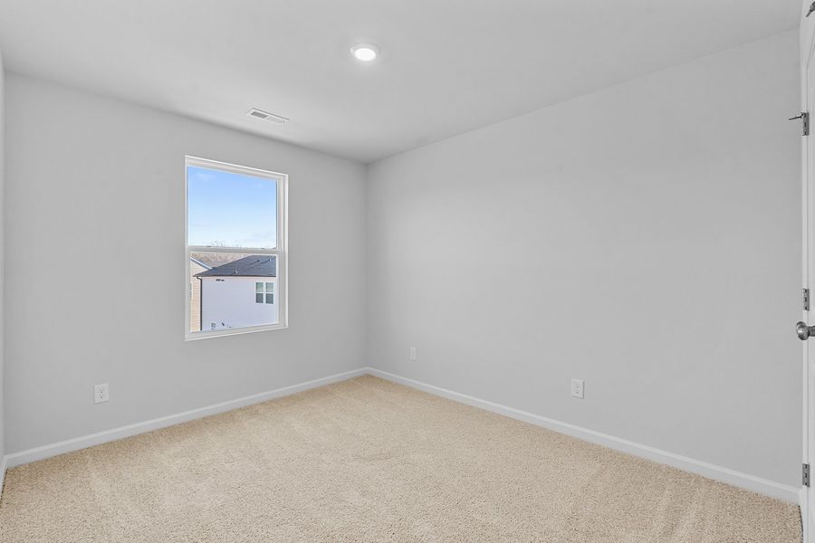 Spacious, unfurnished interior of a new home in Bell West, Kernersville (Image 31).