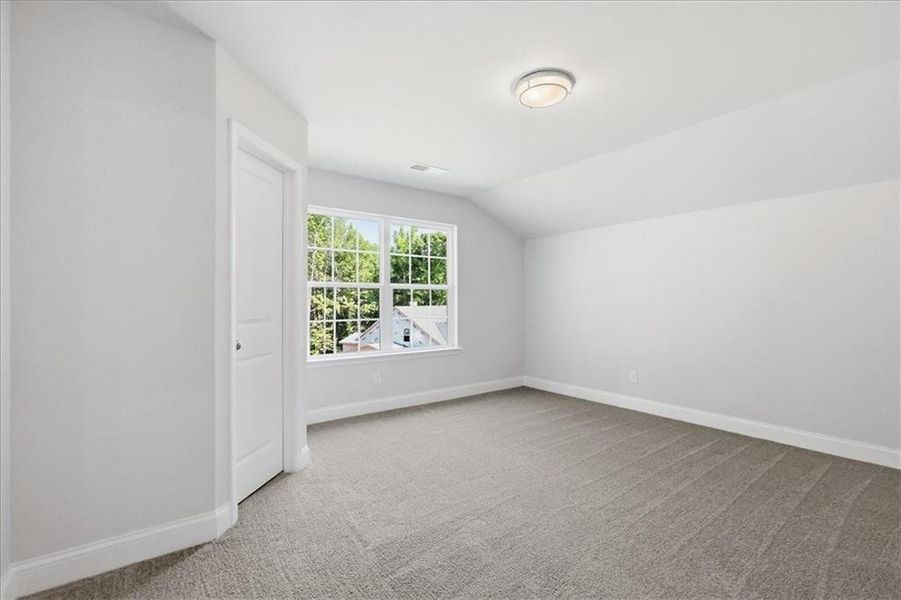 Spacious, unfurnished interior of a new home in Bradley Gin, Monroe (Image 48).