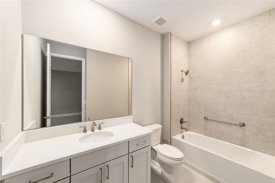 Furnished interior view inside a new home in , Ocala (Image 7).