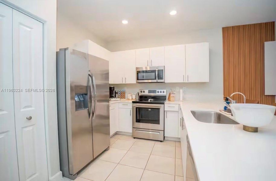 Furnished interior view inside a new home in , Homestead (Image 13).