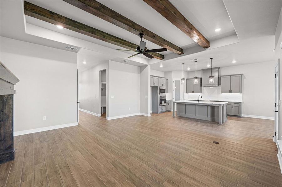 Spacious, unfurnished interior of a new home in , Troy (Image 24).