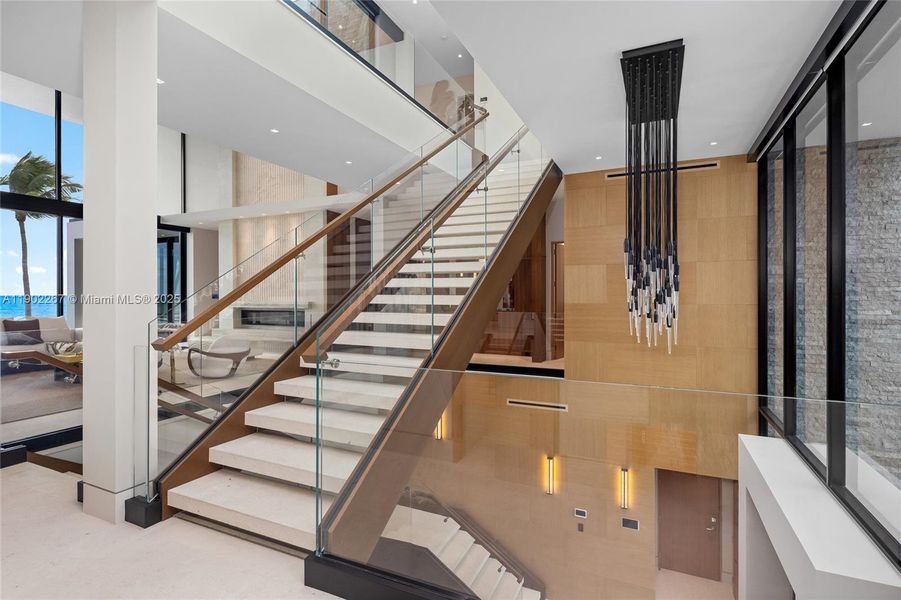 Furnished interior view inside a new home in , Fort Lauderdale (Image 14).