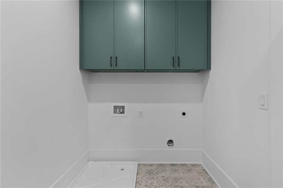 Spacious, unfurnished interior of a new home in , Buford (Image 71).