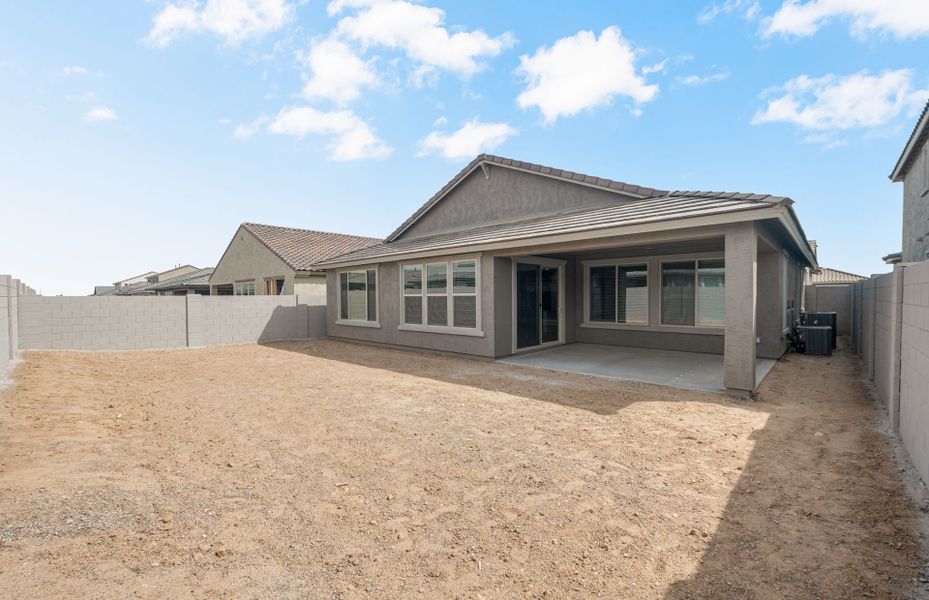 Exterior details and patio area of a home in Allen Ranches, Litchfield Park (Image 3).
