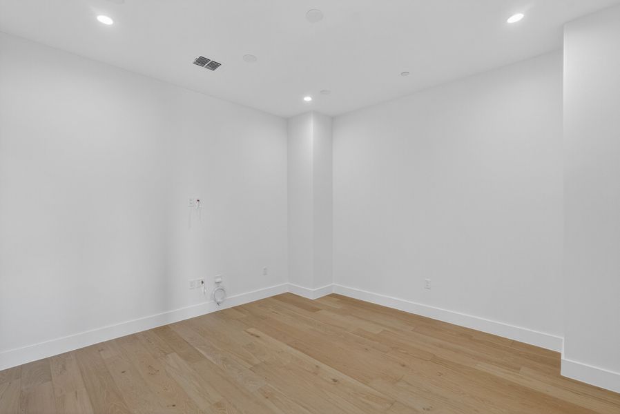 Spacious, unfurnished interior of a new home in Milky Way at River Place, Austin (Image 28).