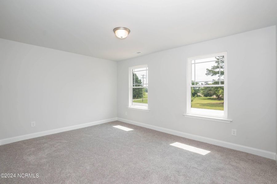 Spacious, unfurnished interior of a new home in Waverly Place, Richlands (Image 21).