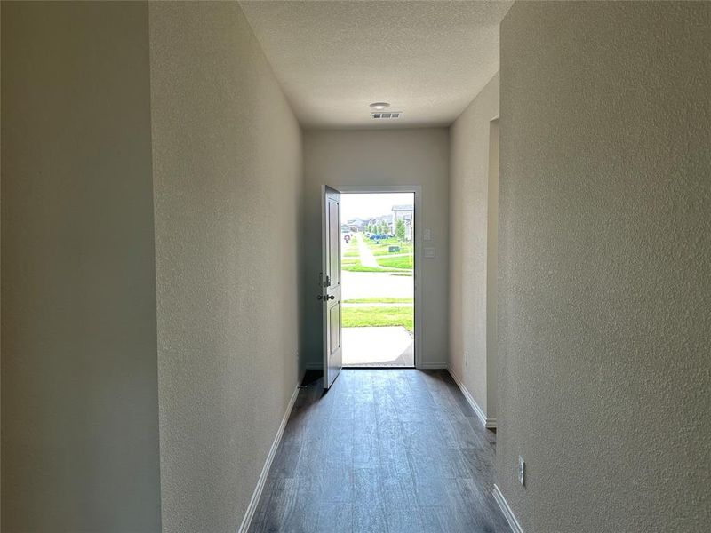 Spacious, unfurnished interior of a new home in Cartwright Ranch, Crandall (Image 11). Spacious, unfurnished interior of a new home in Cartwright Ranch, Crandall (Image 11).