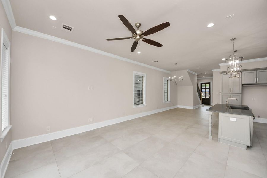 Spacious, unfurnished interior of a new home in , Houston (Image 33).
