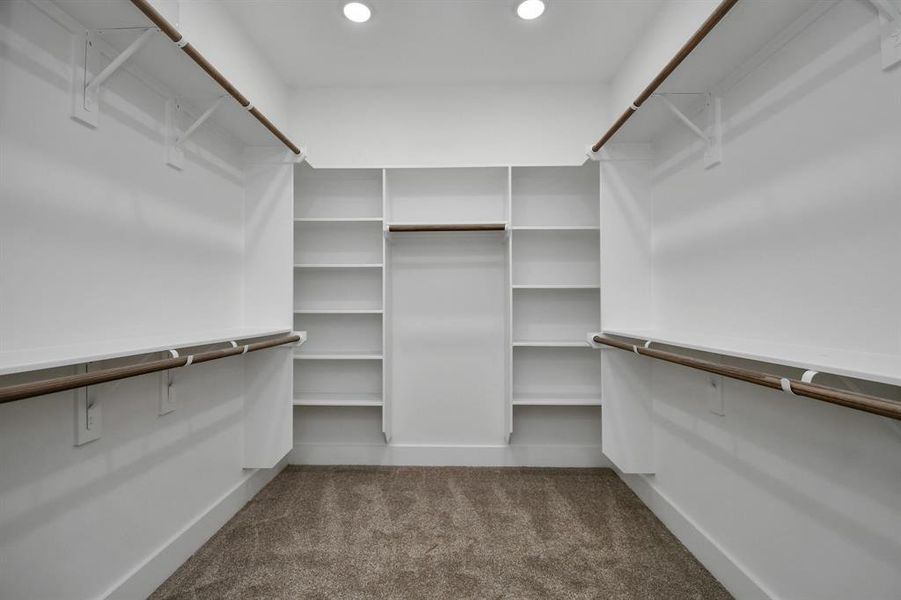 Walk-in closet