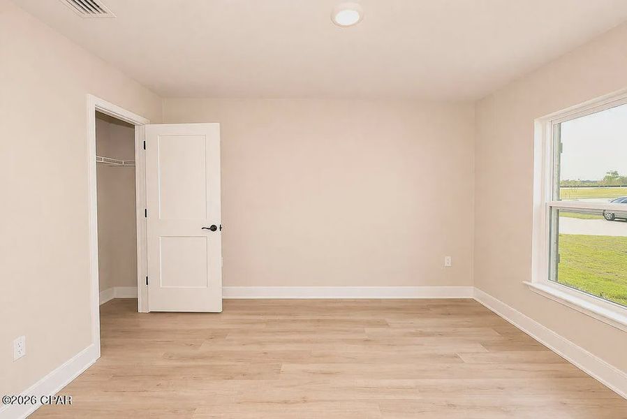Spacious, unfurnished interior of a new home in College Station, Panama City (Image 24).