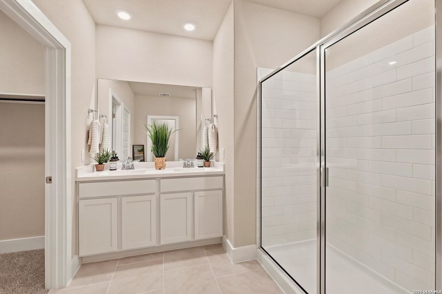 Furnished interior view inside a new home in Copper Canyon, Bulverde (Image 12).