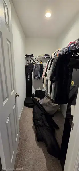 Image 16 of a home in .