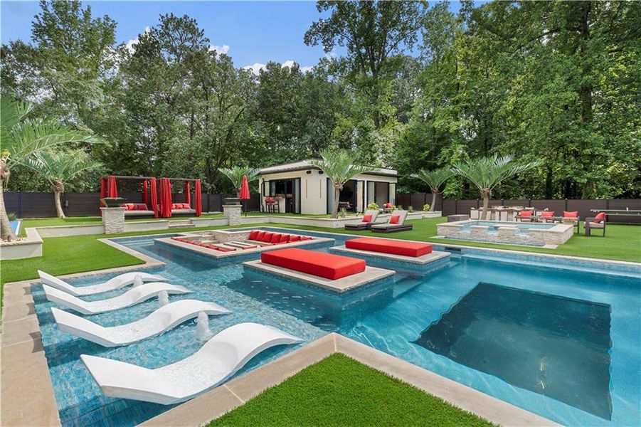 Community amenities in , Atlanta (Image 44).