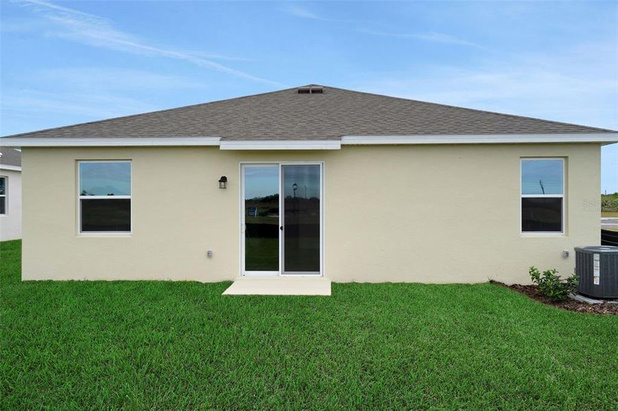 Exterior details and patio area of a home in Annabelle Estates, Lake Wales (Image 19).