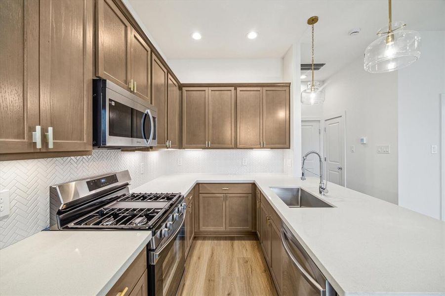 Stunning kitchen WITH  PANTRY