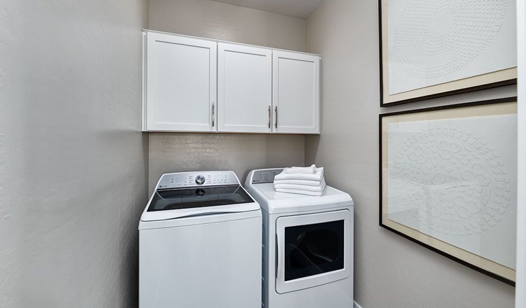 Pine-L937-StonehavenandArborbrook Laundry Room Pine-L937-StonehavenandArborbrook Laundry Room