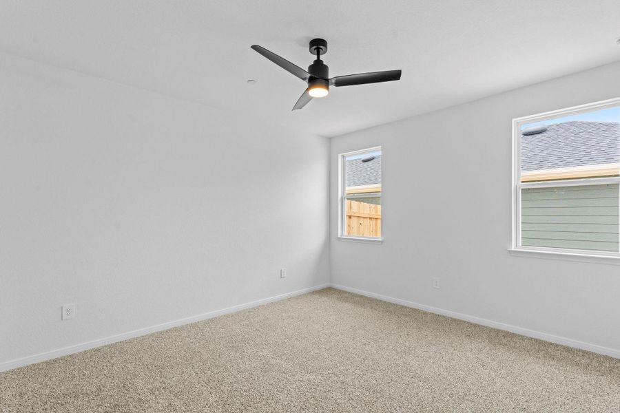 Spacious, unfurnished interior of a new home in Avery Centre, Round Rock (Image 27).