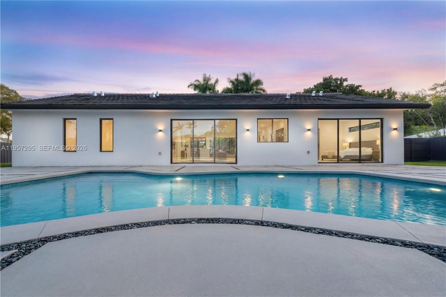Exterior details and patio area of a home in , Palmetto Bay (Image 23).
