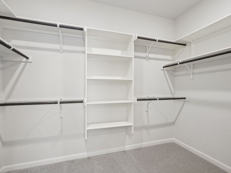 Image 29 of a home in Thomas Pond.