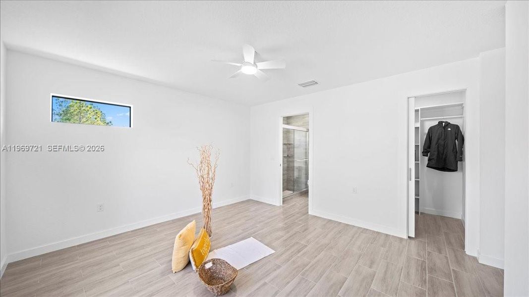 Image 21 of a home in .