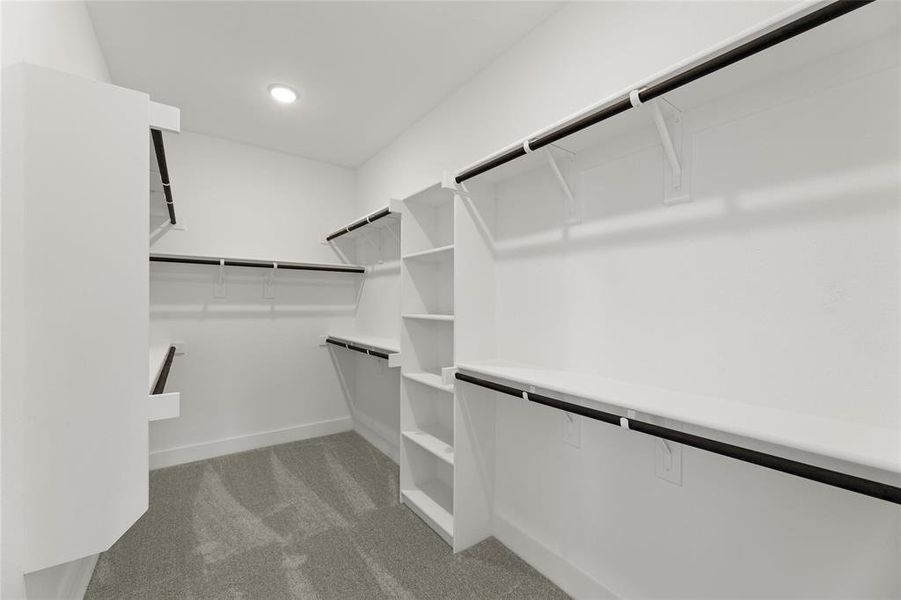 7103 Seagrove  Closet