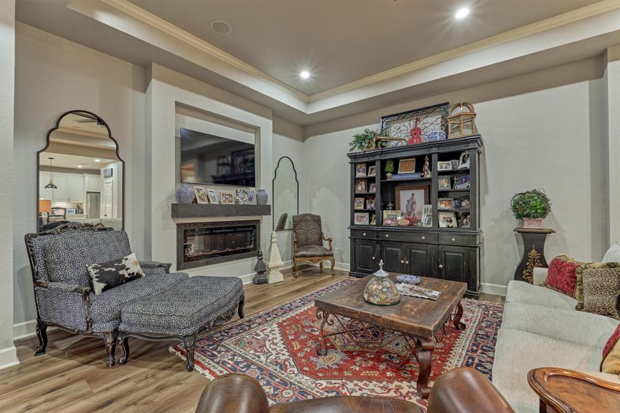 Other notable features include surround sound, and crown molding. Other notable features include surround sound, and crown molding.