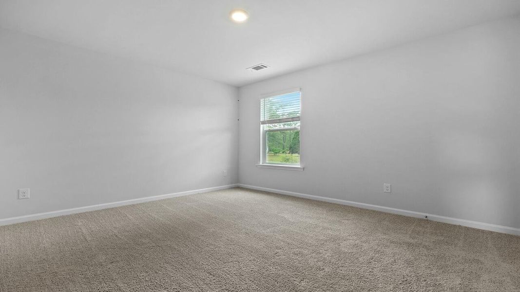 Spacious, unfurnished interior of a new home in Lakeview at Kitfield, Moncks Corner (Image 35).