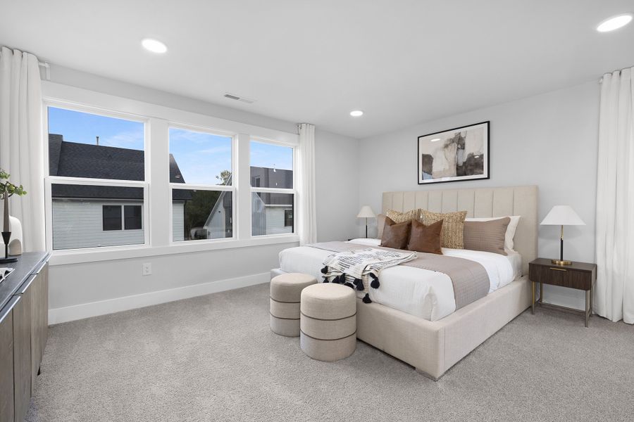 Pomona End Unit - 3rd Floor