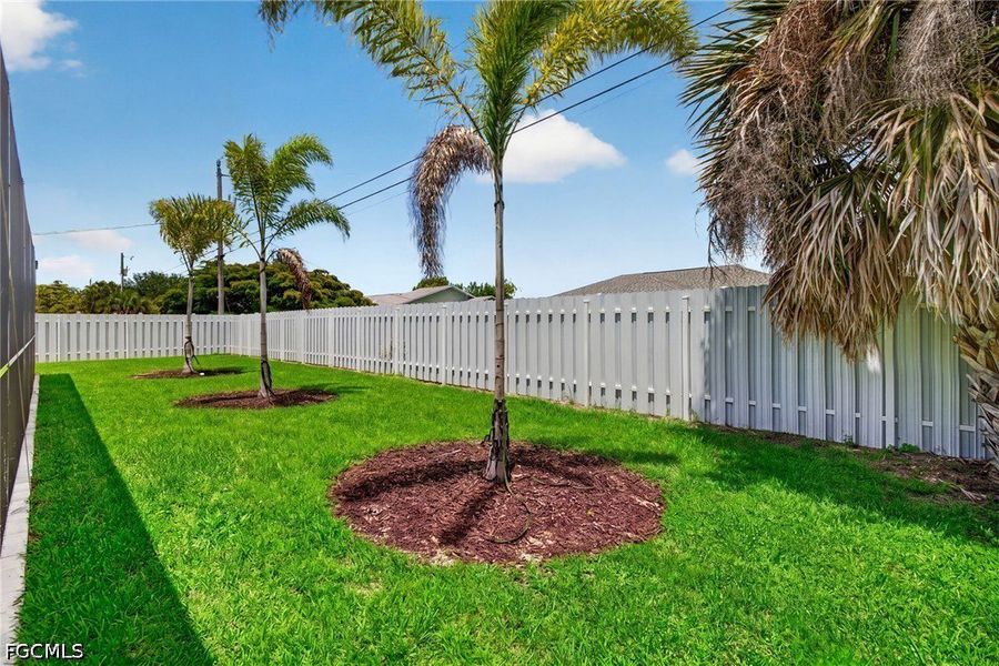 Exterior details and patio area of a home in Cape Coral, Cape Coral (Image 4).
