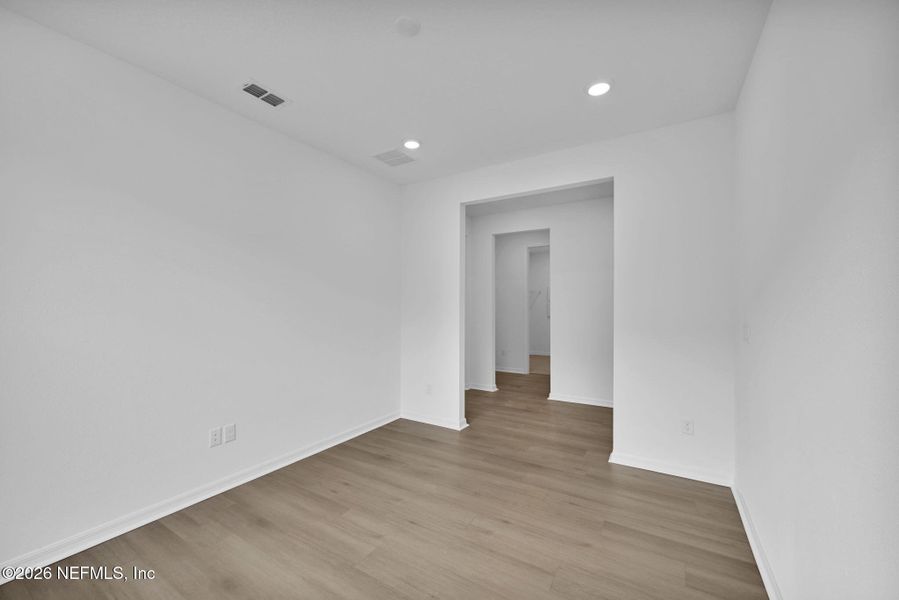 Spacious, unfurnished interior of a new home in Summer Bay at Grand Oaks, St. Augustine (Image 33).