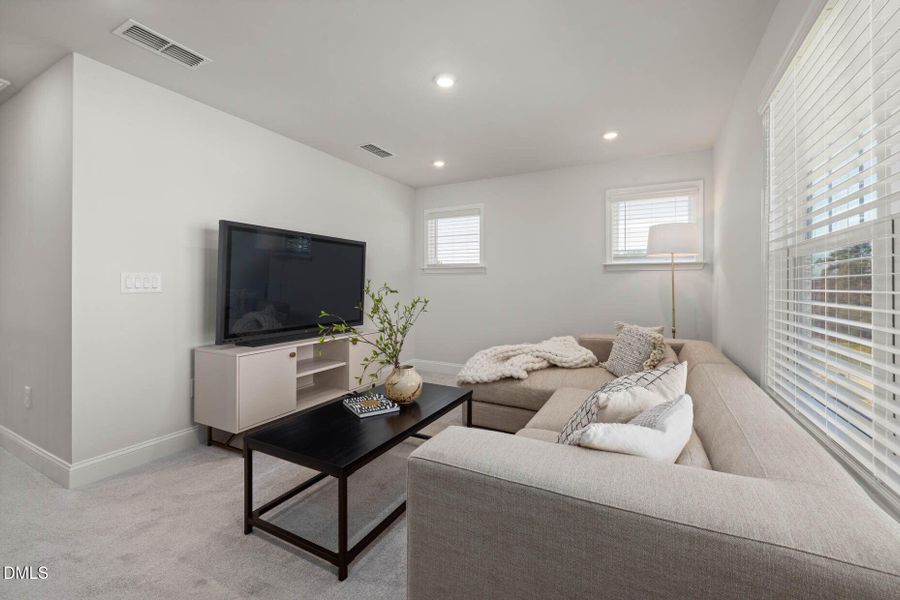 14-web-or-mls-7K5A1538 (2) 14-web-or-mls-7K5A1538 (2)