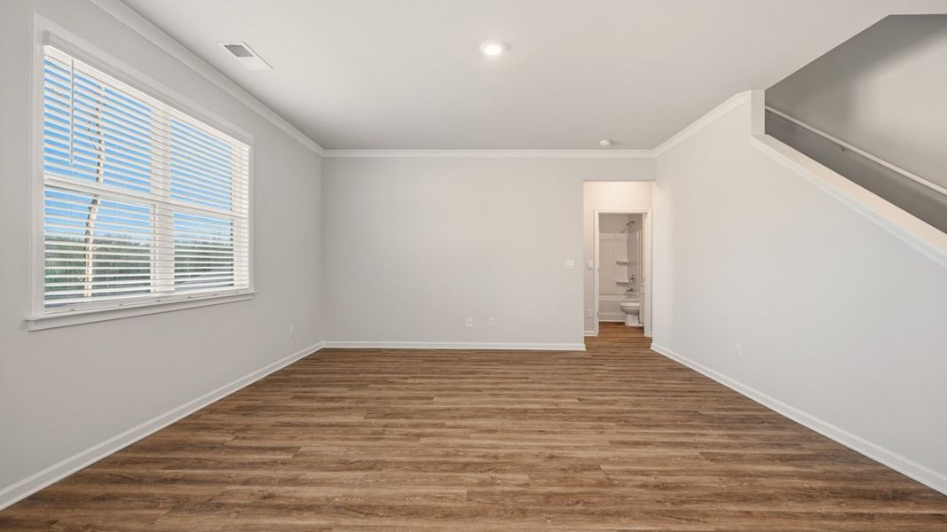 Spacious, unfurnished interior of a new home in Poplar Preserve, Newnan (Image 19).