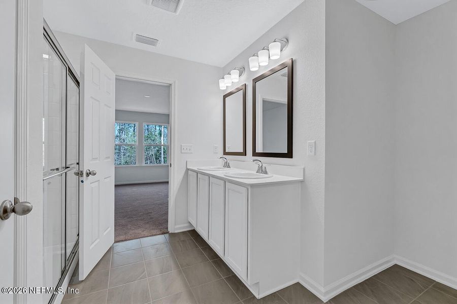 Furnished interior view inside a new home in Panther Creek, Jacksonville (Image 6).