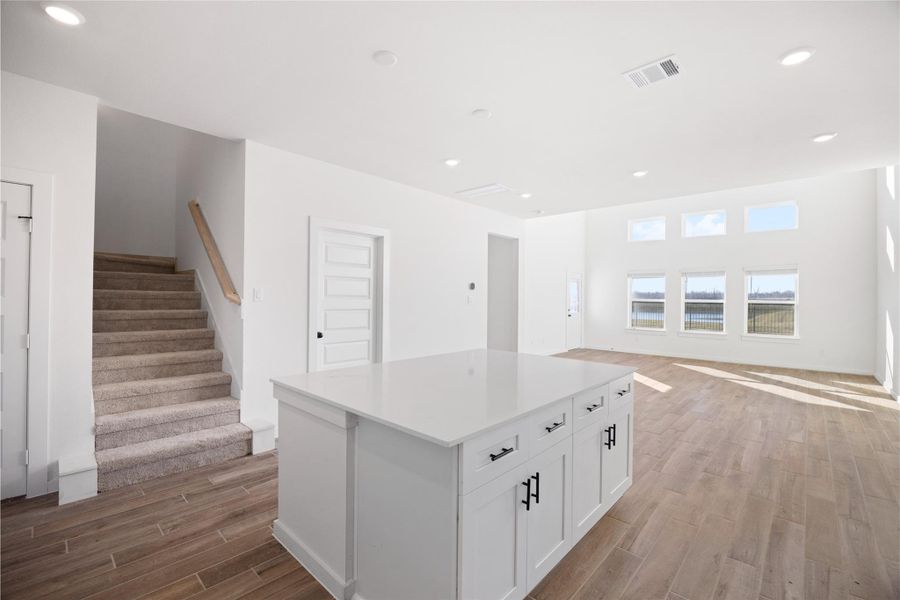 Spacious, unfurnished interior of a new home in , Manvel (Image 38).