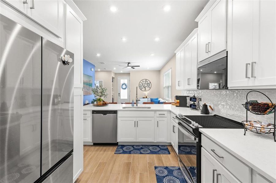 Furnished interior view inside a new home in Hickory Grove, Winter Springs (Image 11).